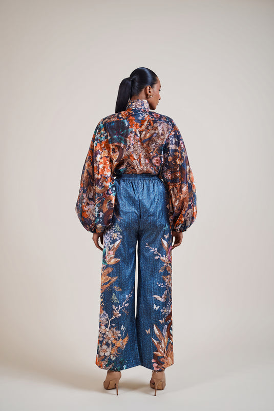 Day blossom bell sleeve shirt