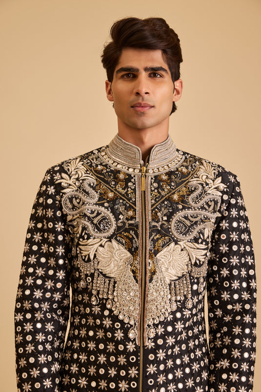 Miraas necklace mirror sherwani