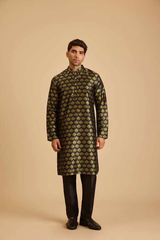 Miraas green lotus print kurta