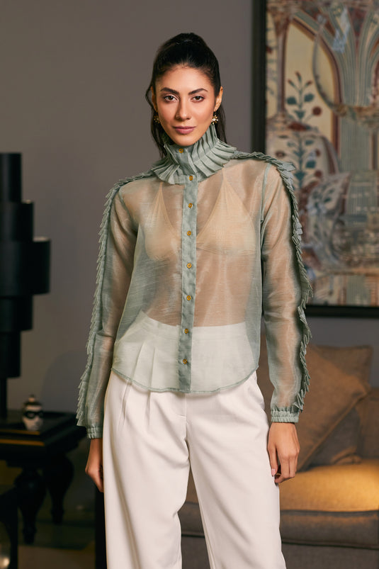 GOE pleated shirt (C)