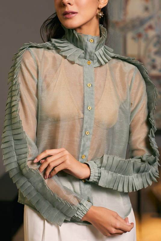 GOE pleated shirt (C)