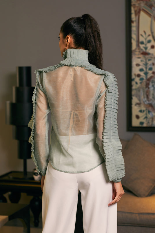 GOE pleated shirt (C)