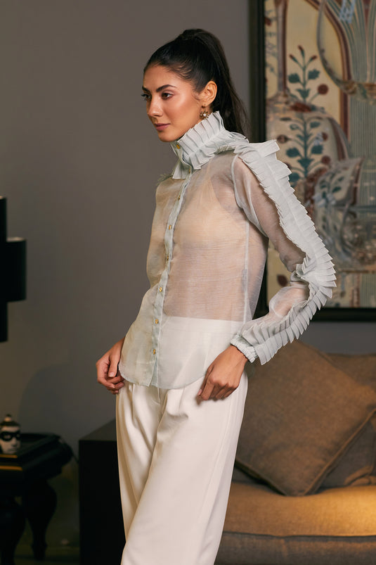 GOE pleated shirt (D)