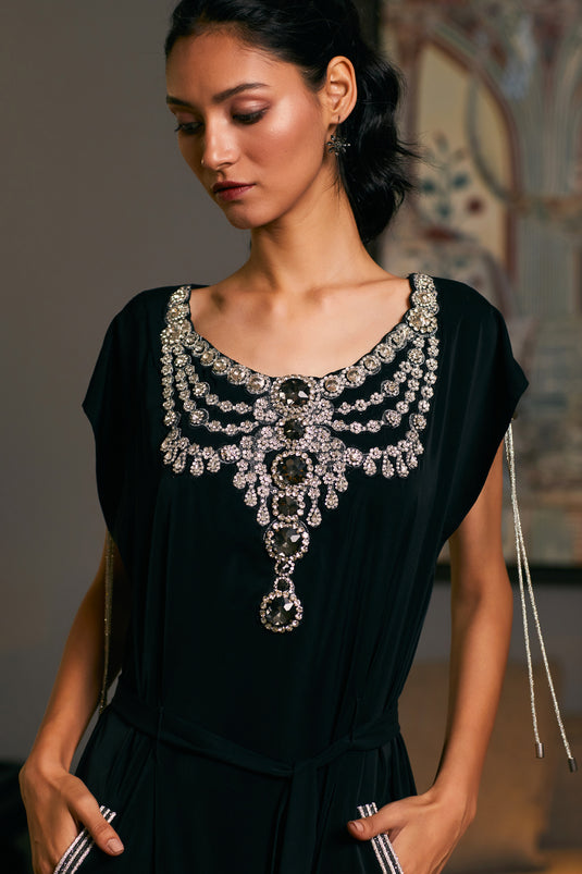 GOE necklace kaftan