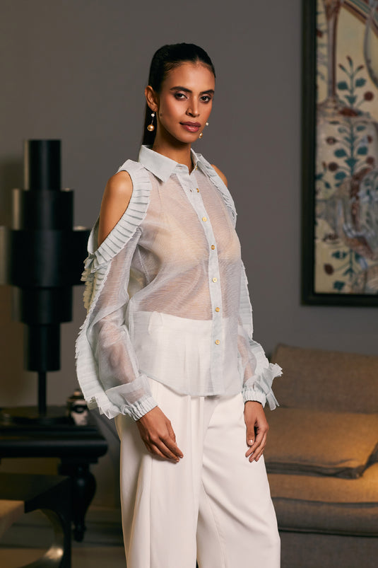 GOE cold shoulder pleated shirt (D)