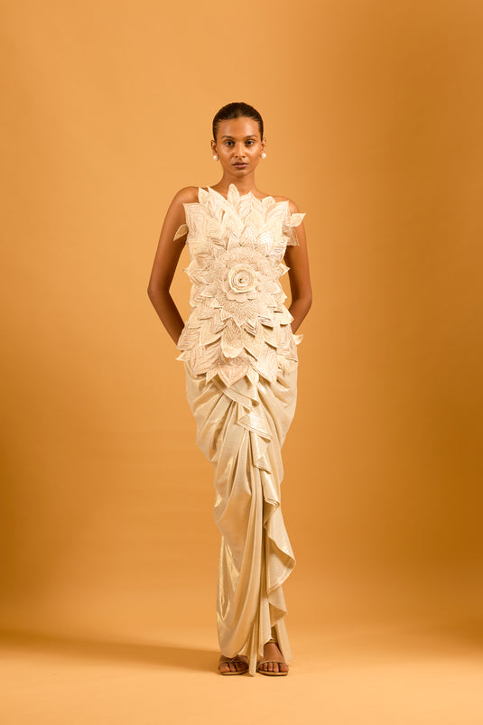 Trifecta ivory flower corset