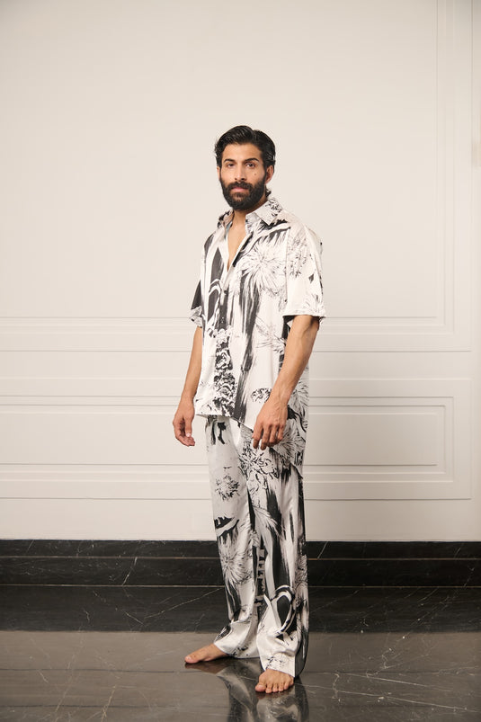 Resort camo high-low coord