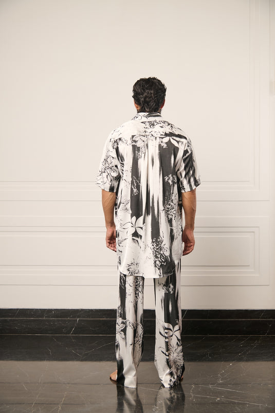 Resort camo high-low coord