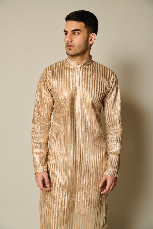 checkmate Gold shadow strip kurta