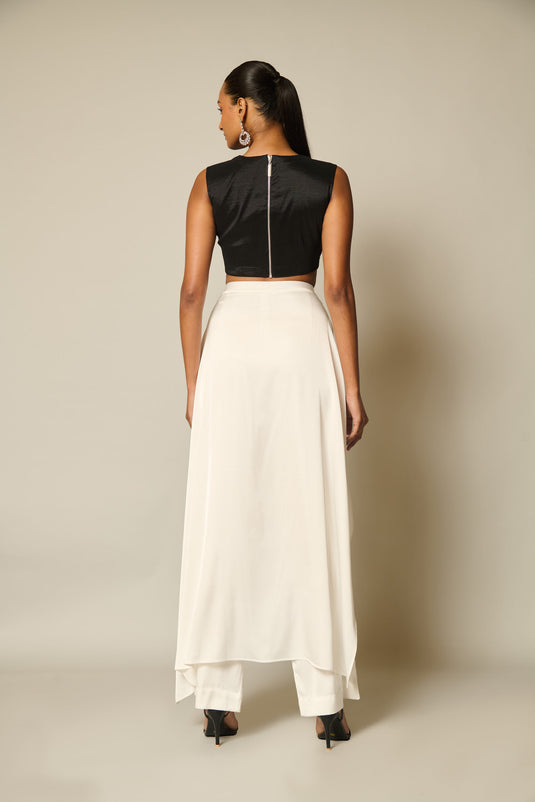 checkmate Necklace blouse