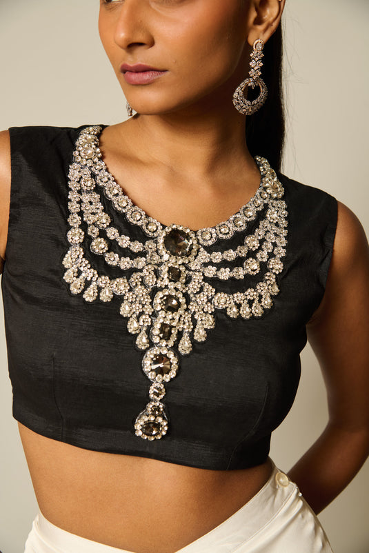 checkmate Necklace blouse