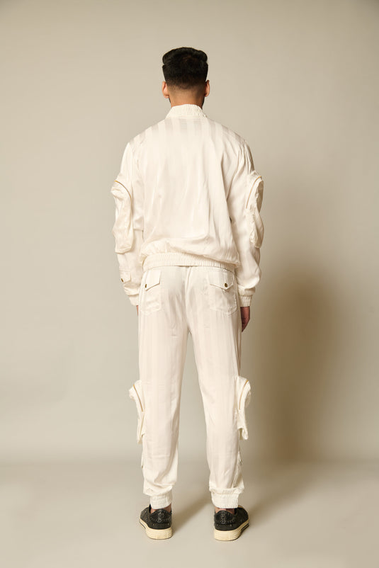 Checkmate Ivory striped track