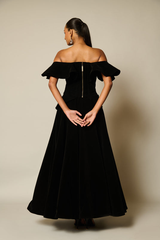 checkmate Black velvet slit skirt