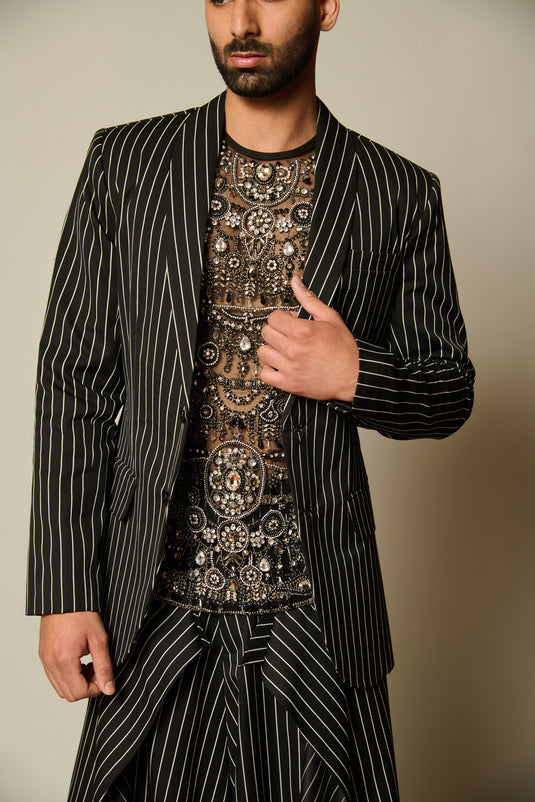 checkmate Pinstriped suit