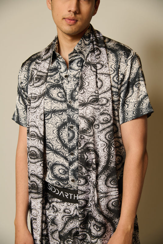 checkmate Digital eye-spy stole