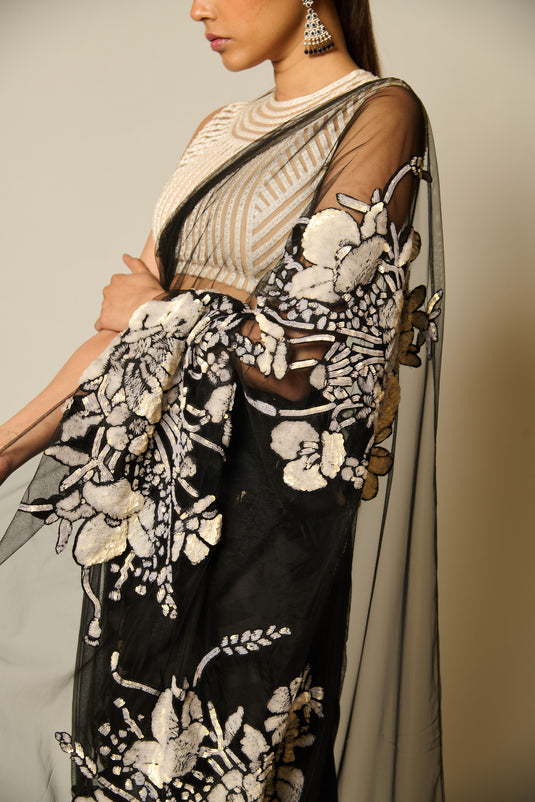 checkmate black-ivory floral saree