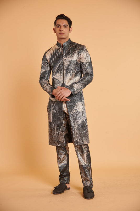 husn Mughal arian glass traditional formal