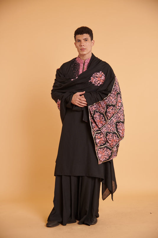 husn Noir blush aari drape
