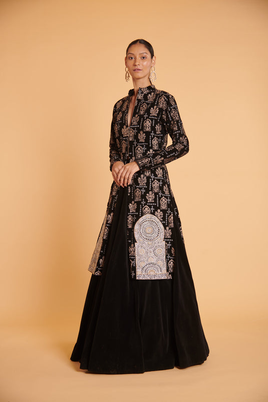 husn Noir ultra luxe glam window traditional formal