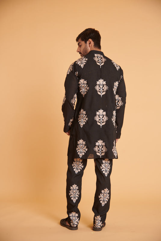 husn Noir aari booti traditional casual