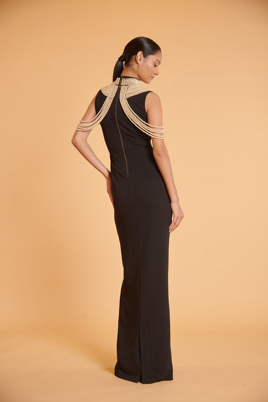 husn Noir ocean column