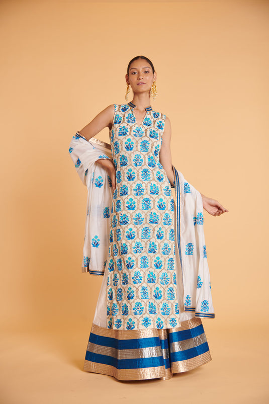 husn Vanilla cerulean aari sharara