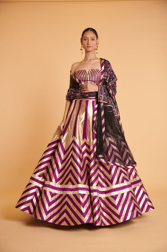 husn Grape gilded metallica chevron tradition