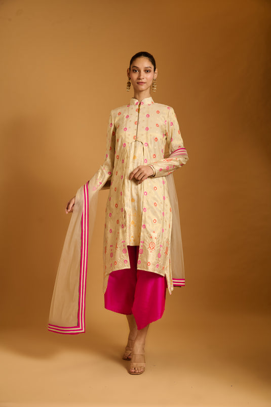 Trifecta fuchsia bootie achkan