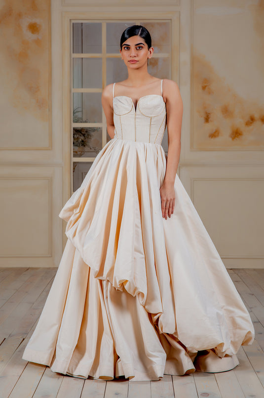 Ambrosia Vanilla Tiered Opera