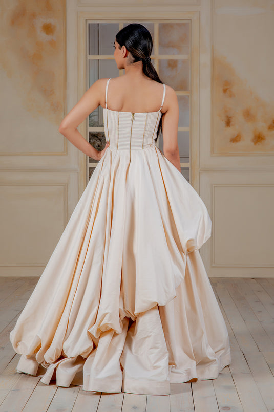 Ambrosia Vanilla Tiered Opera