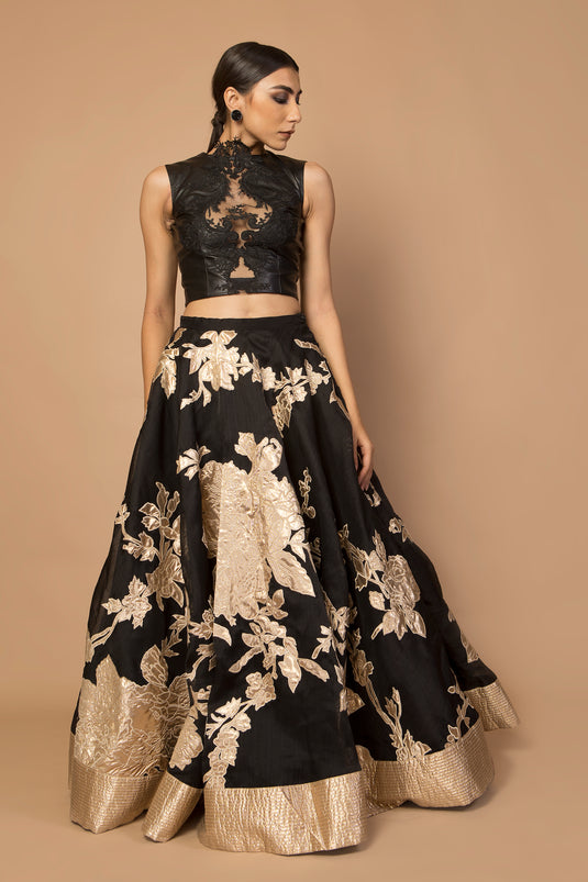 Sheer Luxe Applique Tradition