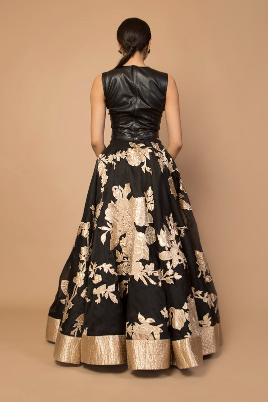 Sheer Luxe Applique Tradition