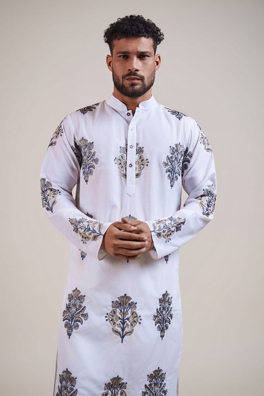 Husn ivory bootie kurta