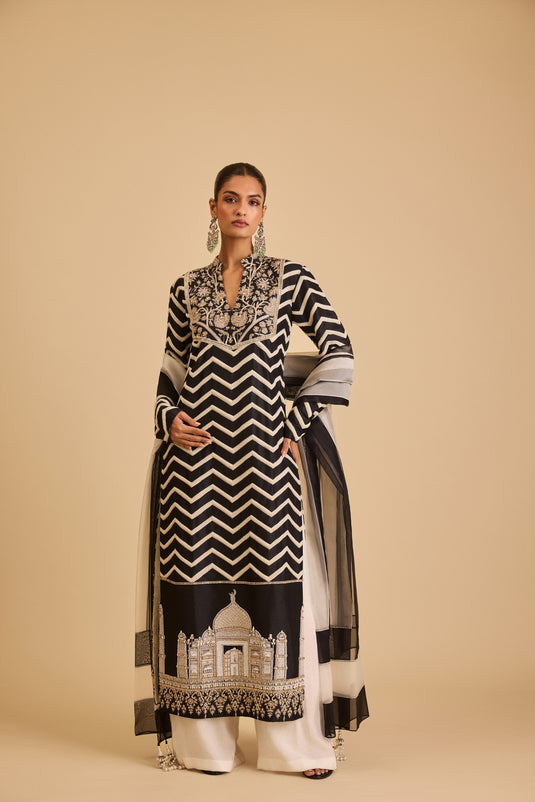Miraas taj mahal kurta