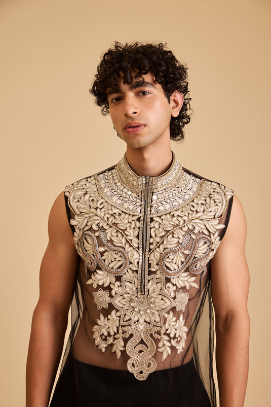 Miraas insignia yoke top