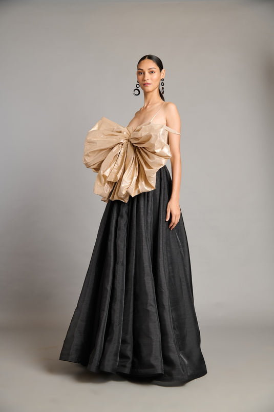 NS gold bow gown