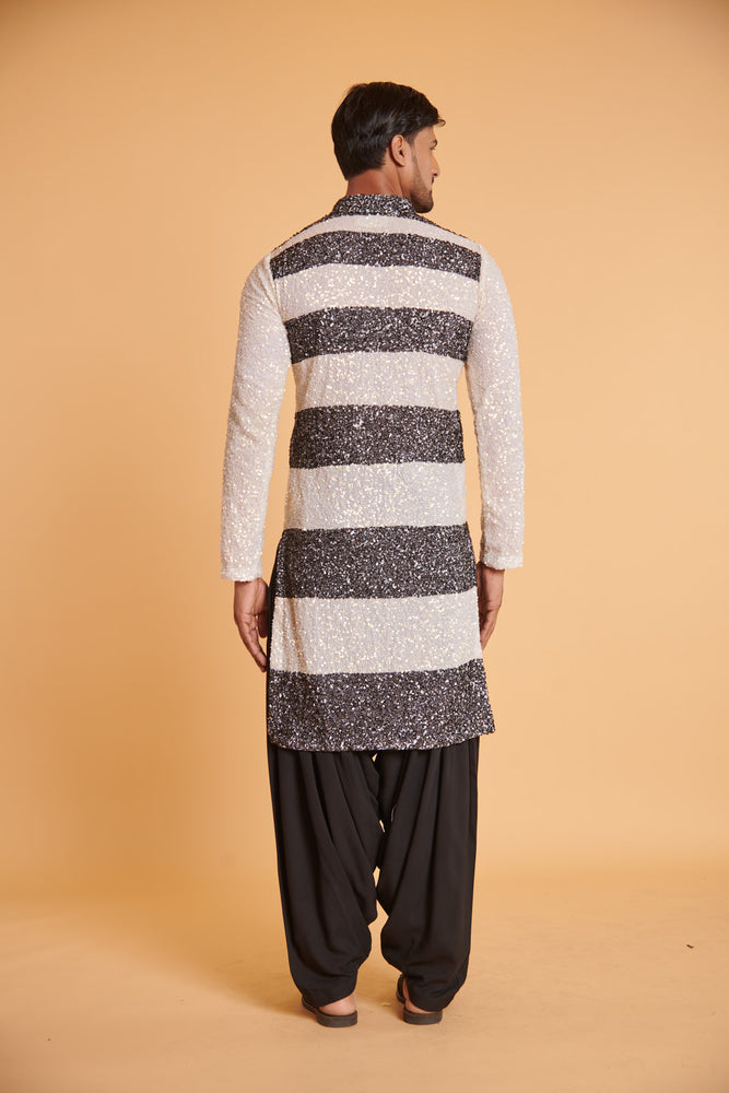 Vanilla noir striped bling bling traditional casual