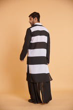 Load image into Gallery viewer, Vanilla noir striped traditional casual