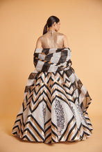 Load image into Gallery viewer, B&amp;W gilded glam metallica chevron tradition
