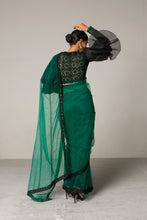 Load image into Gallery viewer, Emerald Ultra Glam Crochet Classic Drape